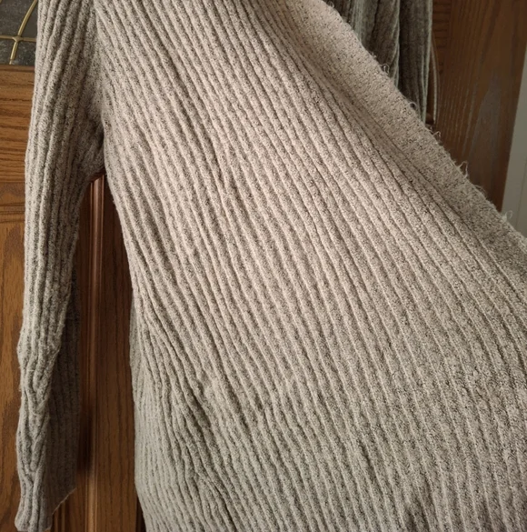 Fashion Nova Ribbed Hooded Cardigan in Taupe - Picture 4 of 6